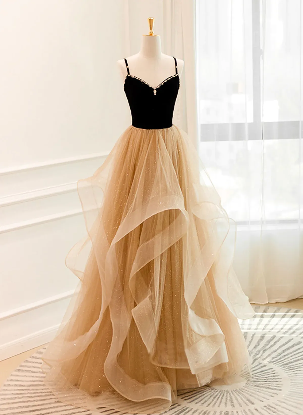A-Line Champagne Tulle Sweetheart Beaded Long Prom Dress Tulle Layers Party Dress