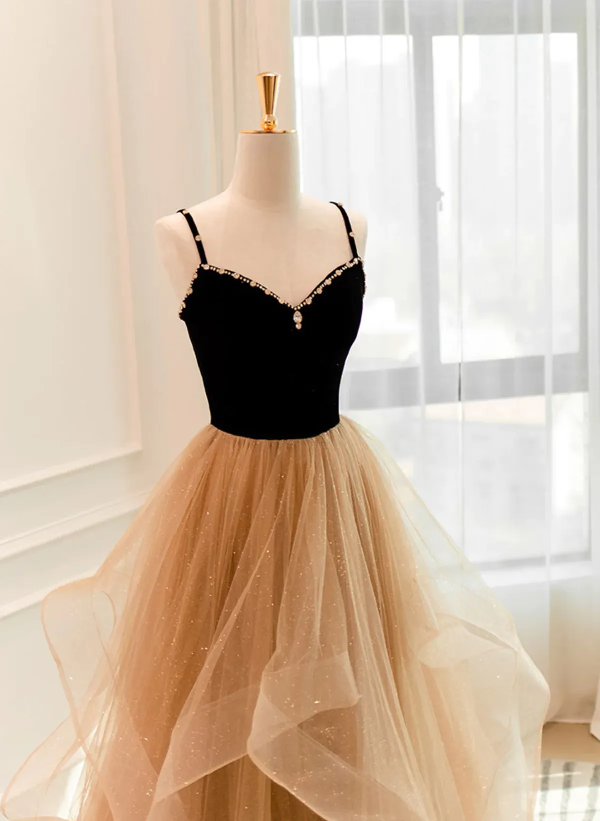 A-Line Champagne Tulle Sweetheart Beaded Long Prom Dress Tulle Layers Party Dress