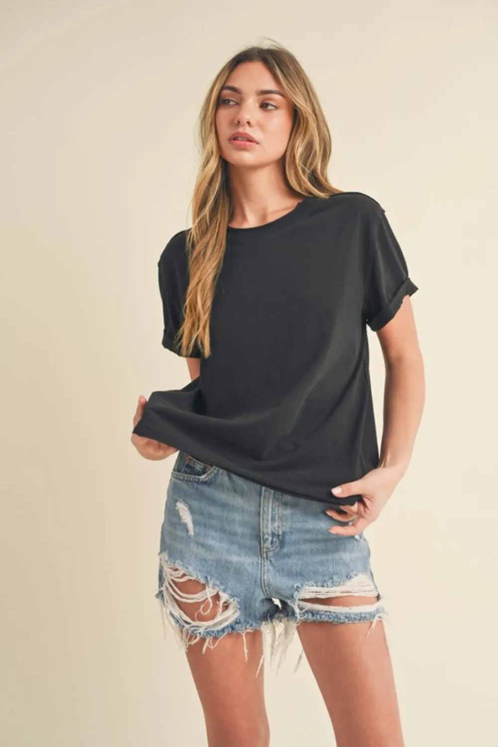 Aemi Co Exposed Seam Round Neck Short Sleeve T-Shirt