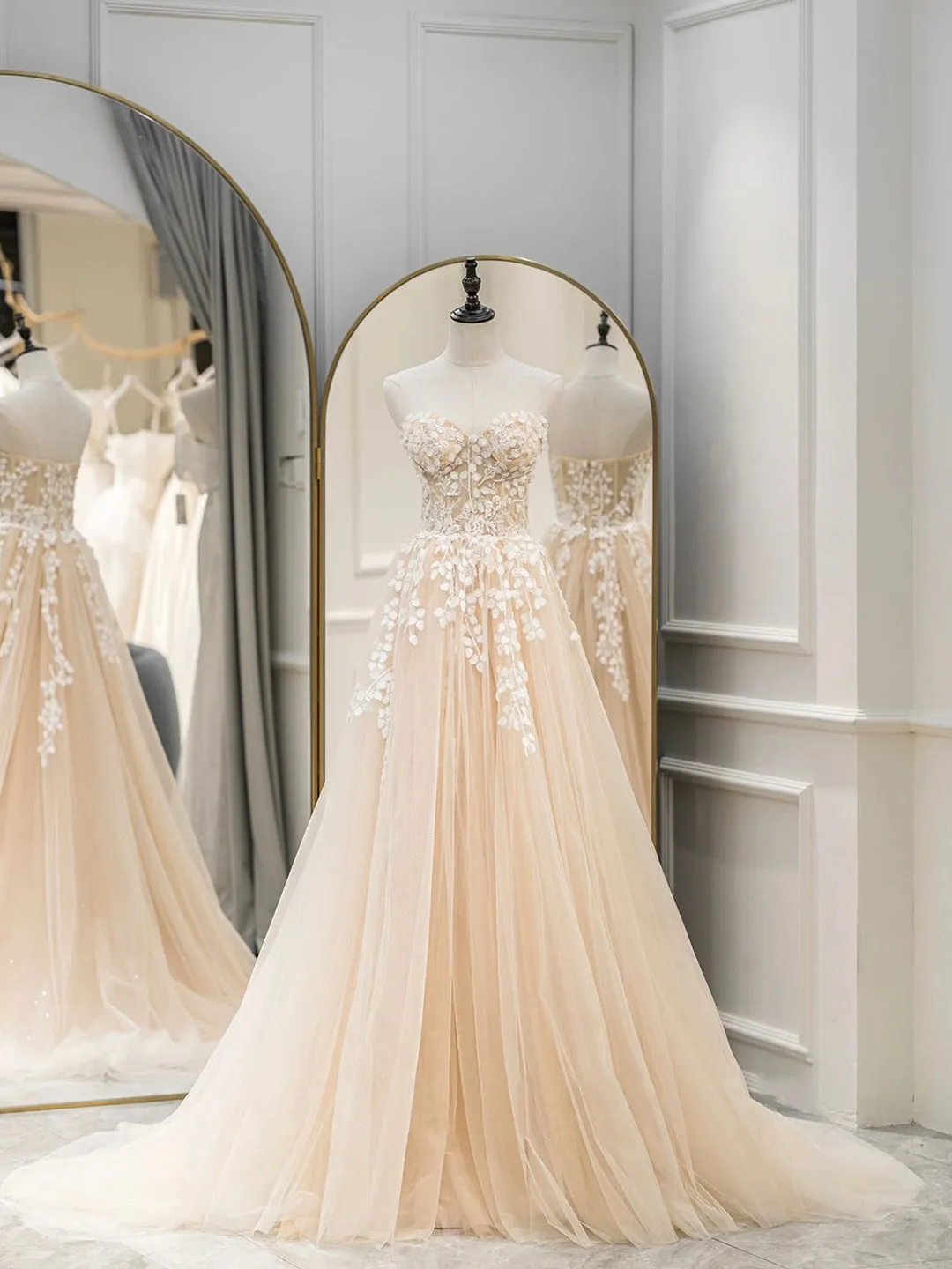 Cute Tulle Sweetheart Long Party Dress with Lace Beautiful A-Line Prom Dress