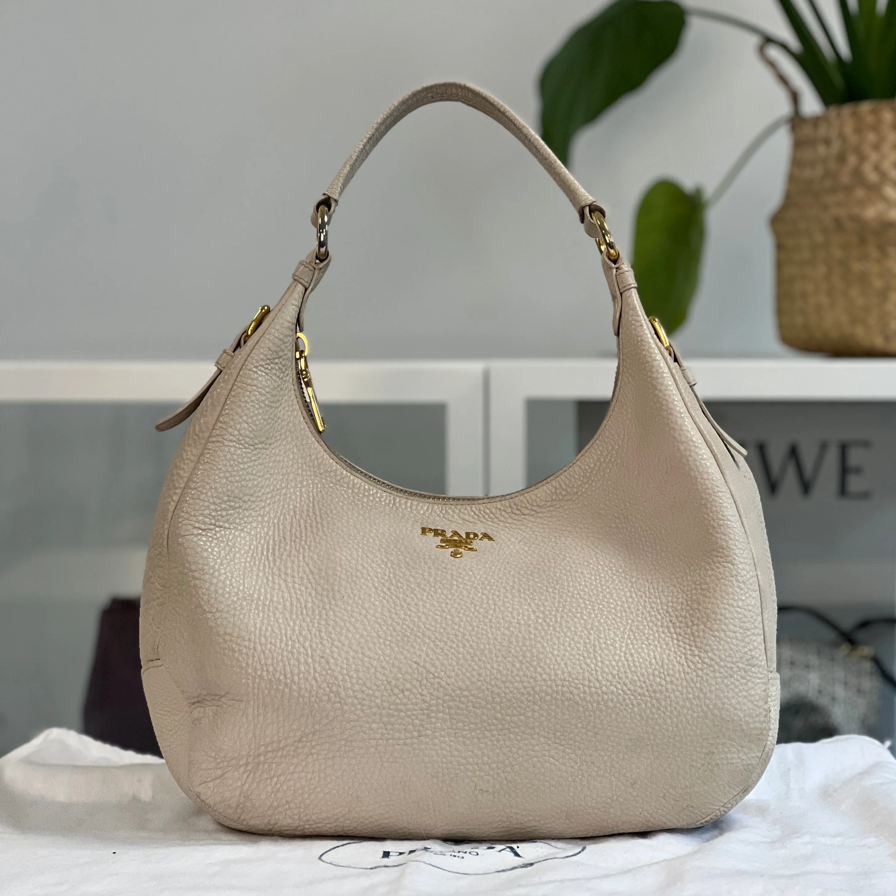 Prada Vitello Daino Hobo