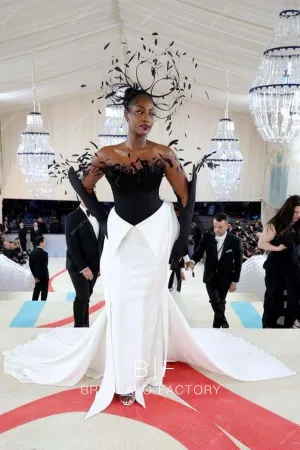 Tems 2023 Met Gala Feathers Black Satin Corset White Mermaid Dress
